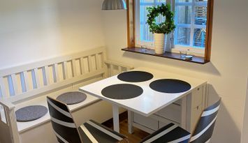 Mysigt gästhus/stuga
