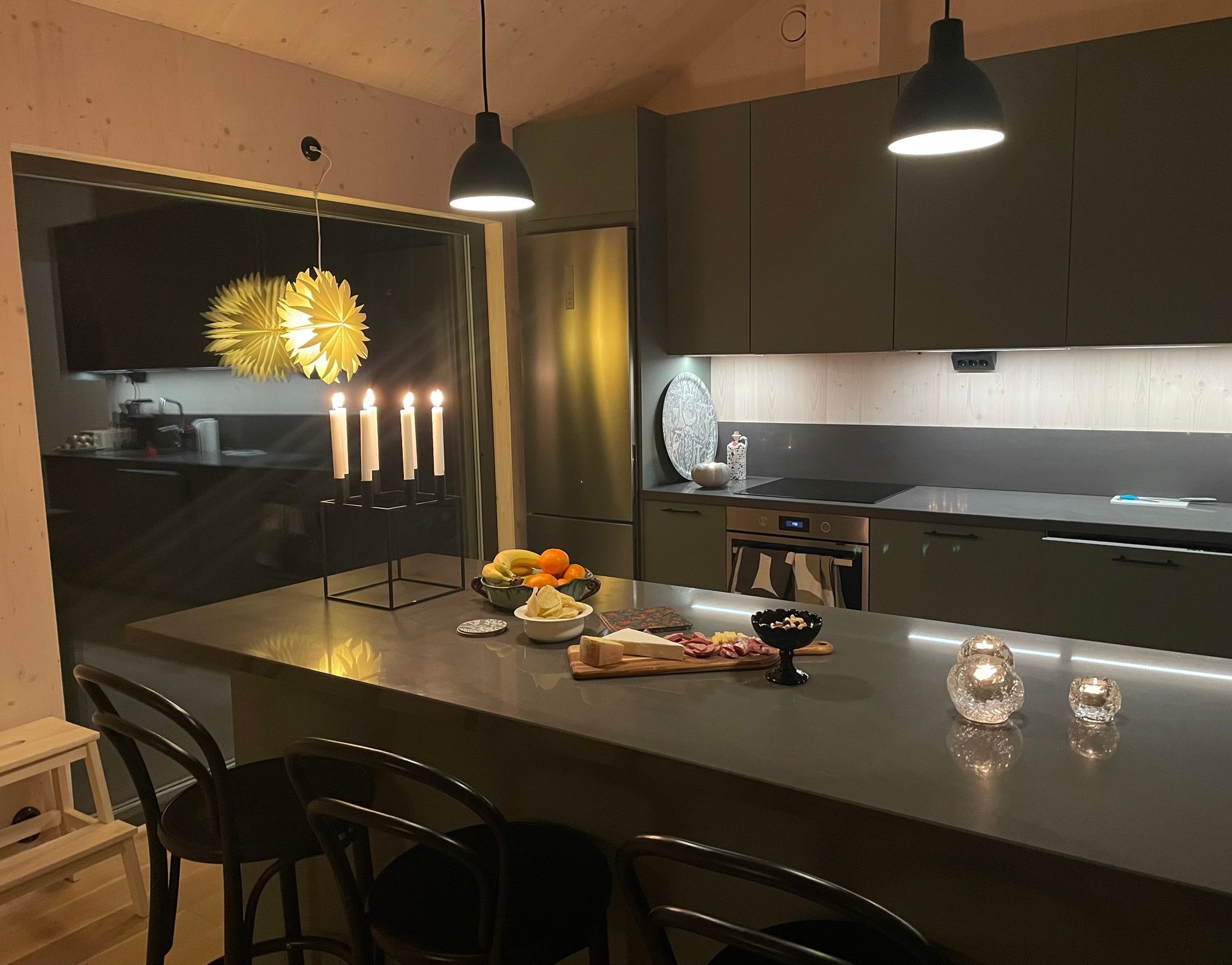 Bruksvallarna - Nybyggt arkitektritat hus – bild 9 av 24