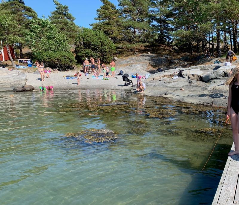 Stuga nära badstrand med gäststuga | SE09165 – bild 9 av 24