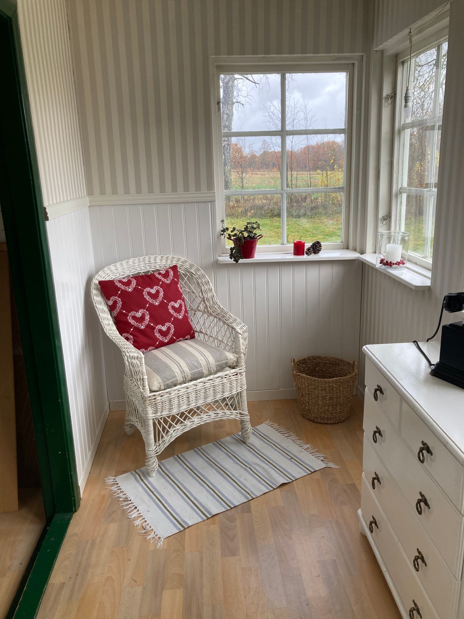 Stor villa nära Sämsjön – bild 5 av 24