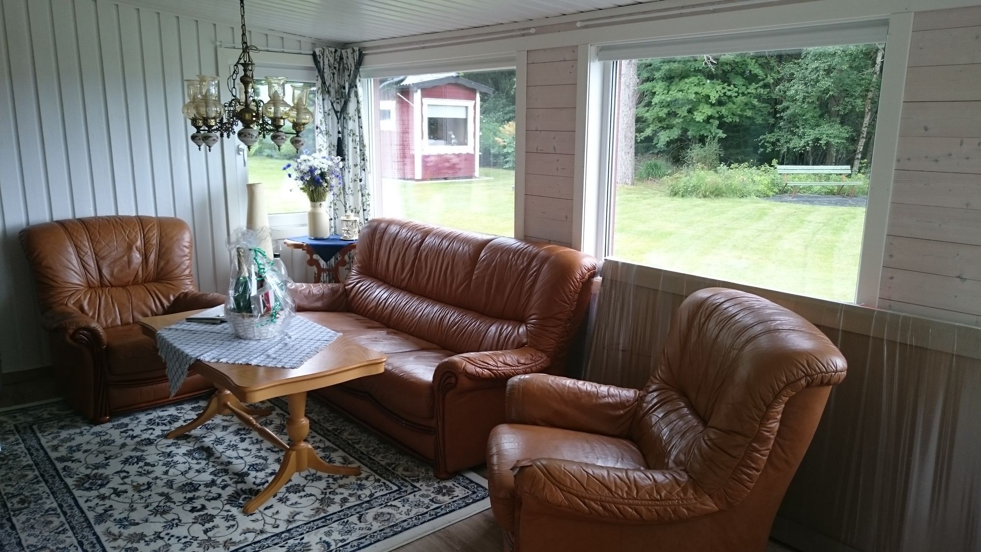 Mysig sommarstuga med sjötomt – bild 14 av 24