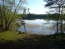 Sjötomt på Färingsö – bild 2 av 7
