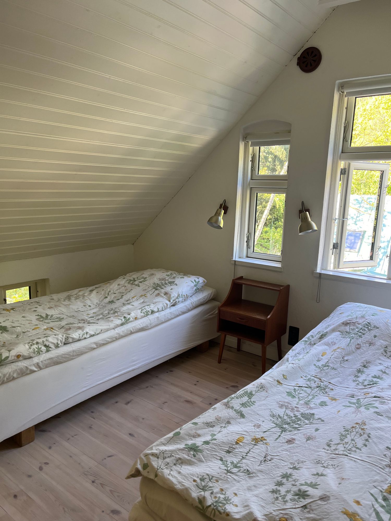 Hus i Mölle vid foten av Kullaberg. – bild 17 av 24