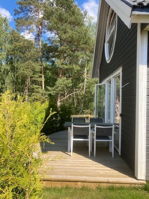 Nyare hus vid havet Egen tomt med brygga och båt – bild 2 av 24