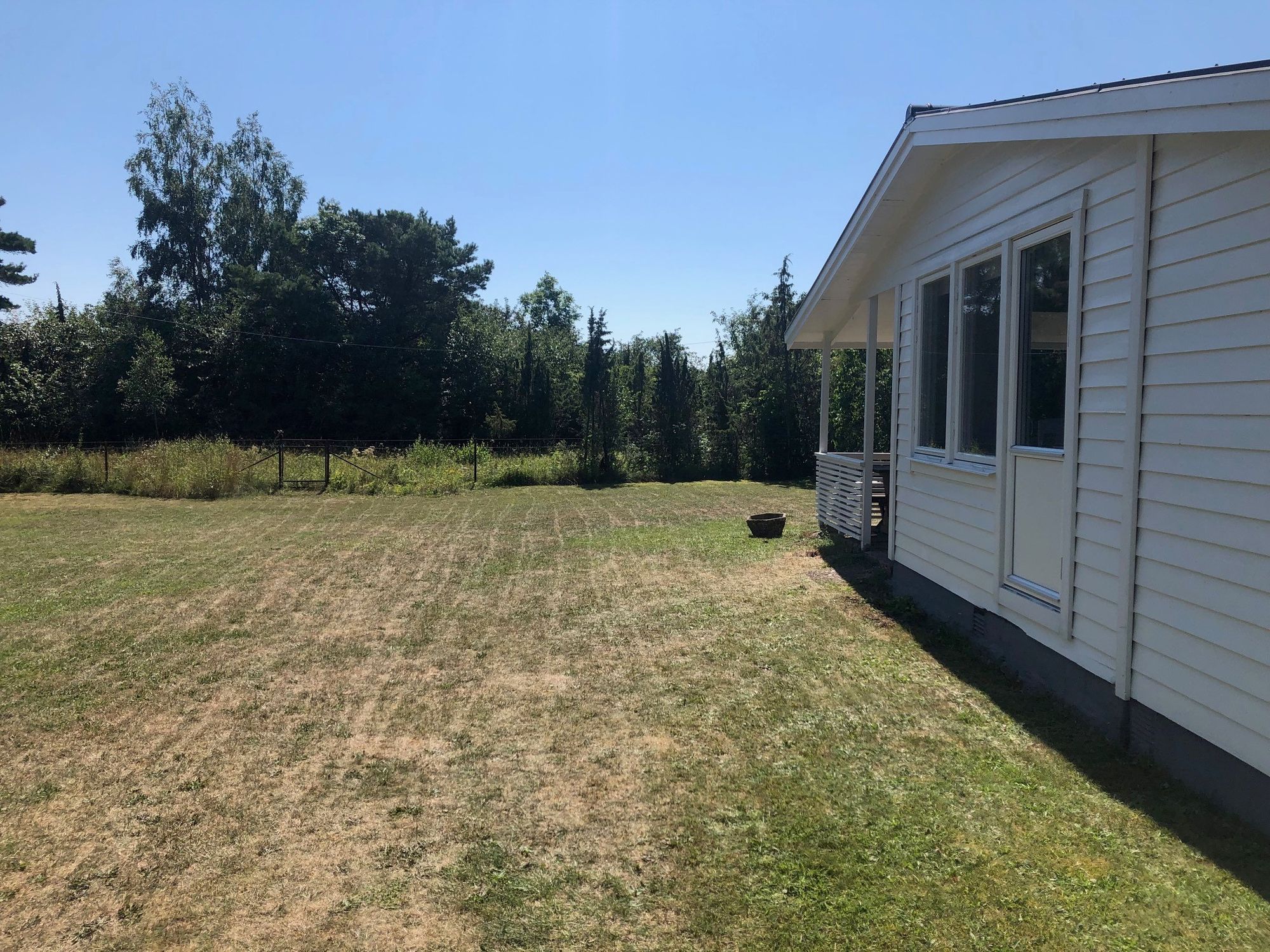 Sjöutsikt och helt insynsskyddat på solsäkra Öland – bild 18 av 18