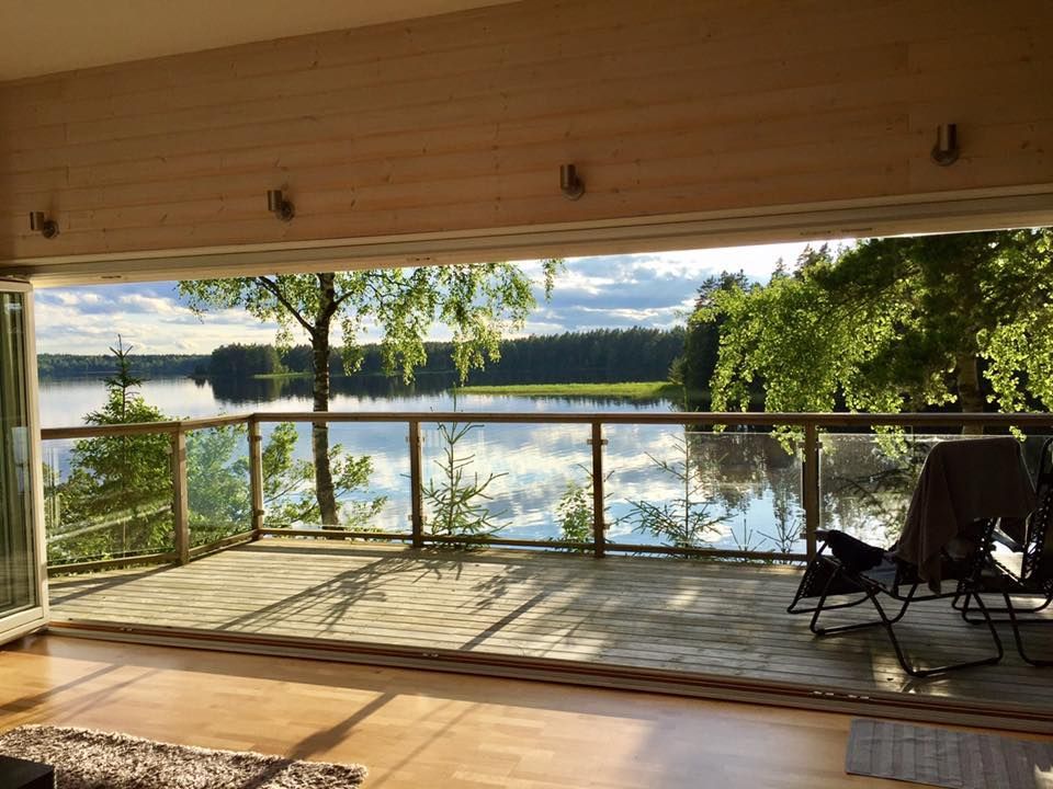 Läckert sommarhus med sjötomt och panoramautsikt! – bild 3 av 24