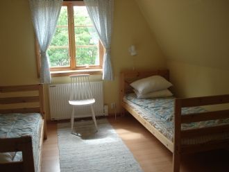Kustnära, lantlig idyll 10 mil norr om Stockholm – bild 7 av 7