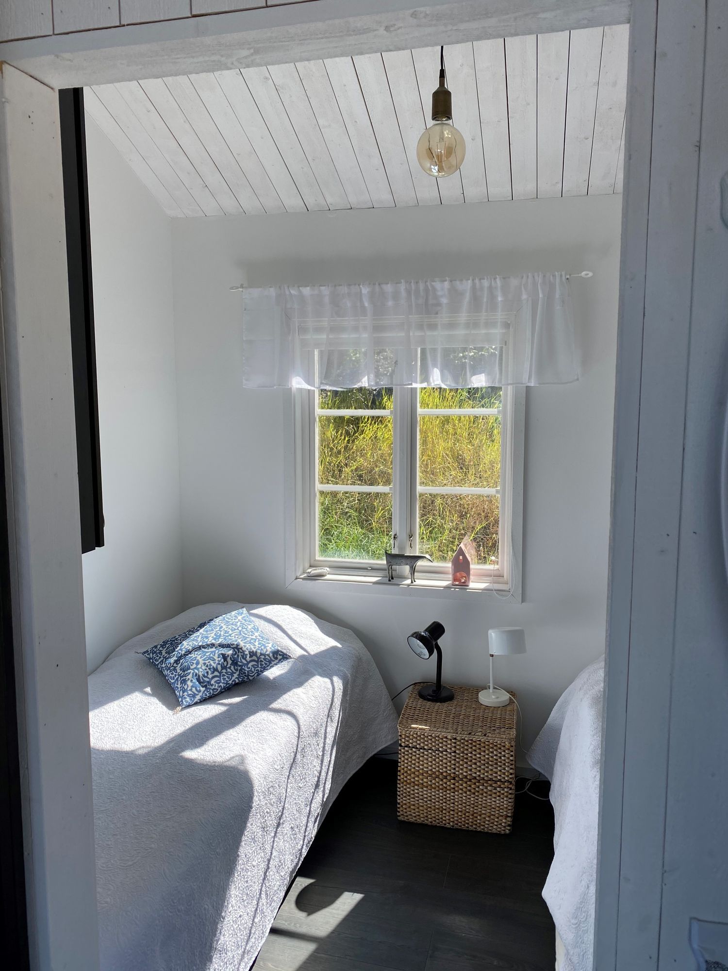 Stuga vid havet – bild 7 av 13