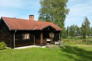 Cosy, authentic “Tomtebo” cottage in Dalarna