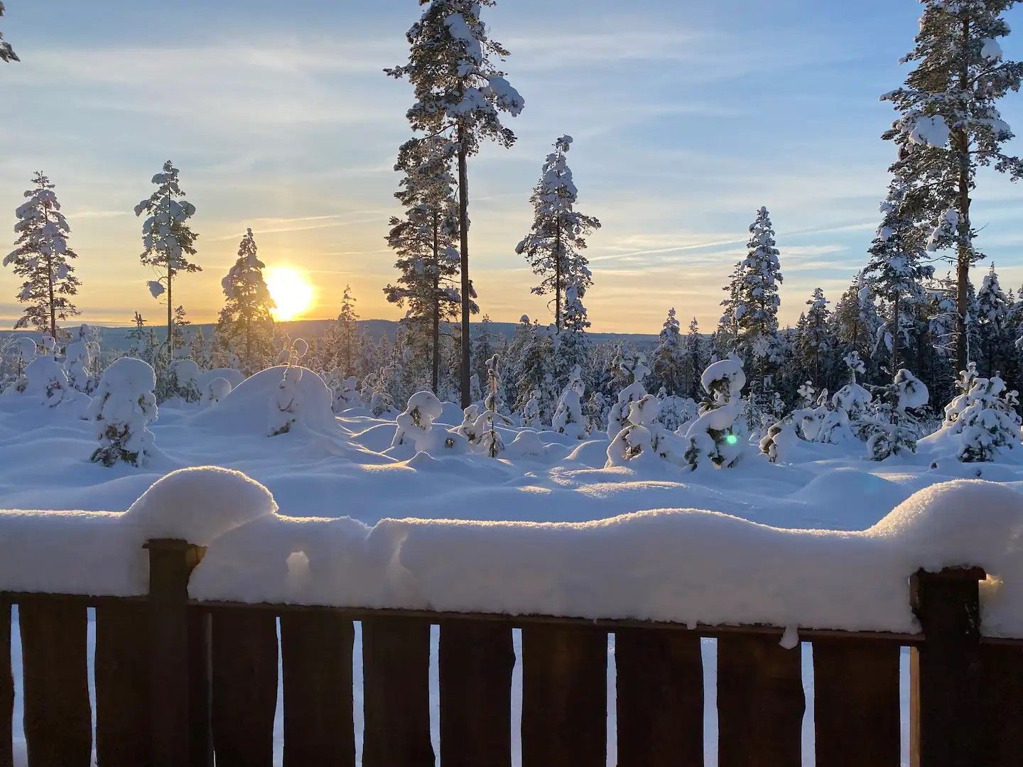 Bergstuga med topp modern svensk fjällstil! – bild 13 av 24