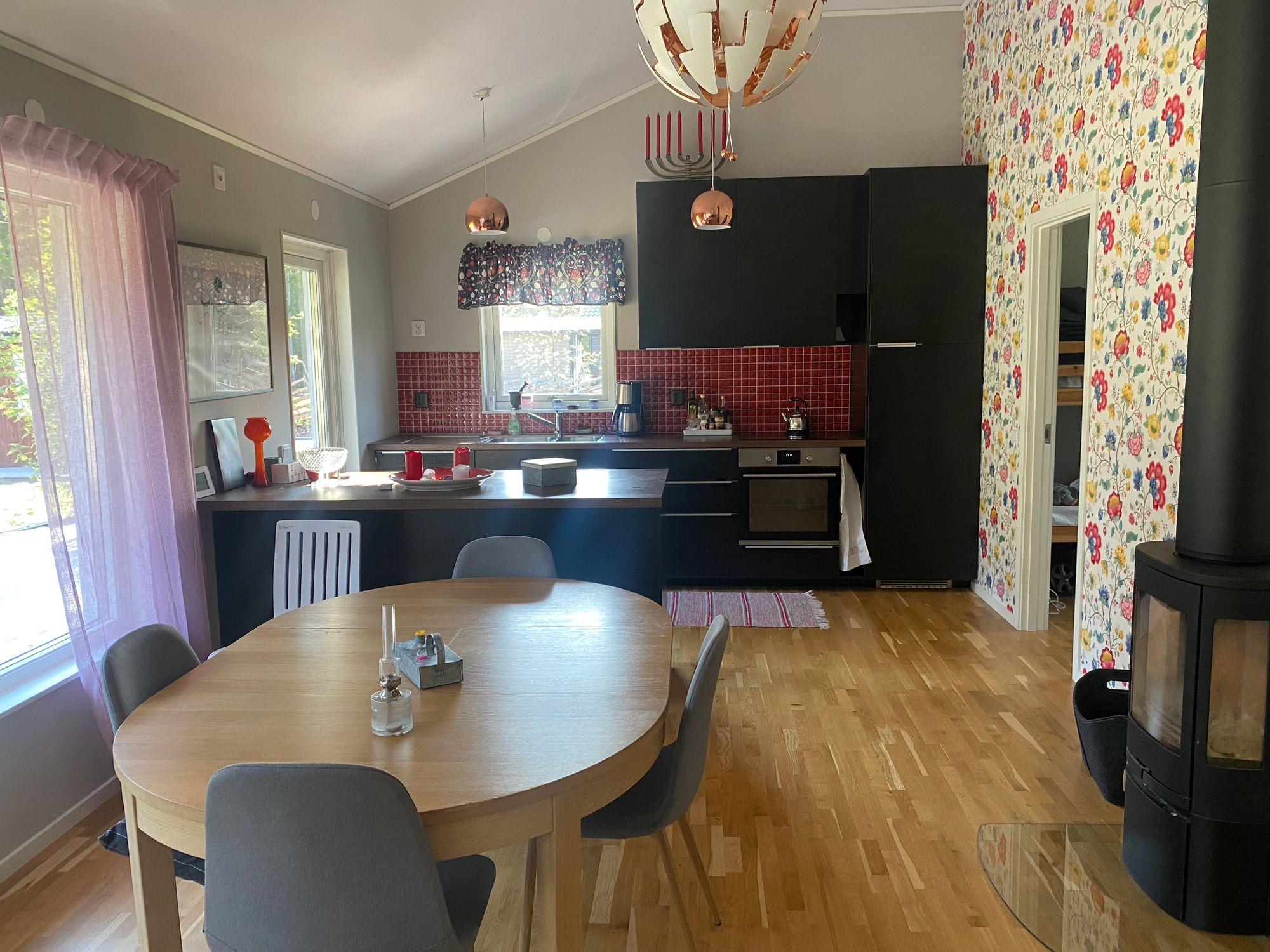 Stuga i Åminne – bild 2 av 7