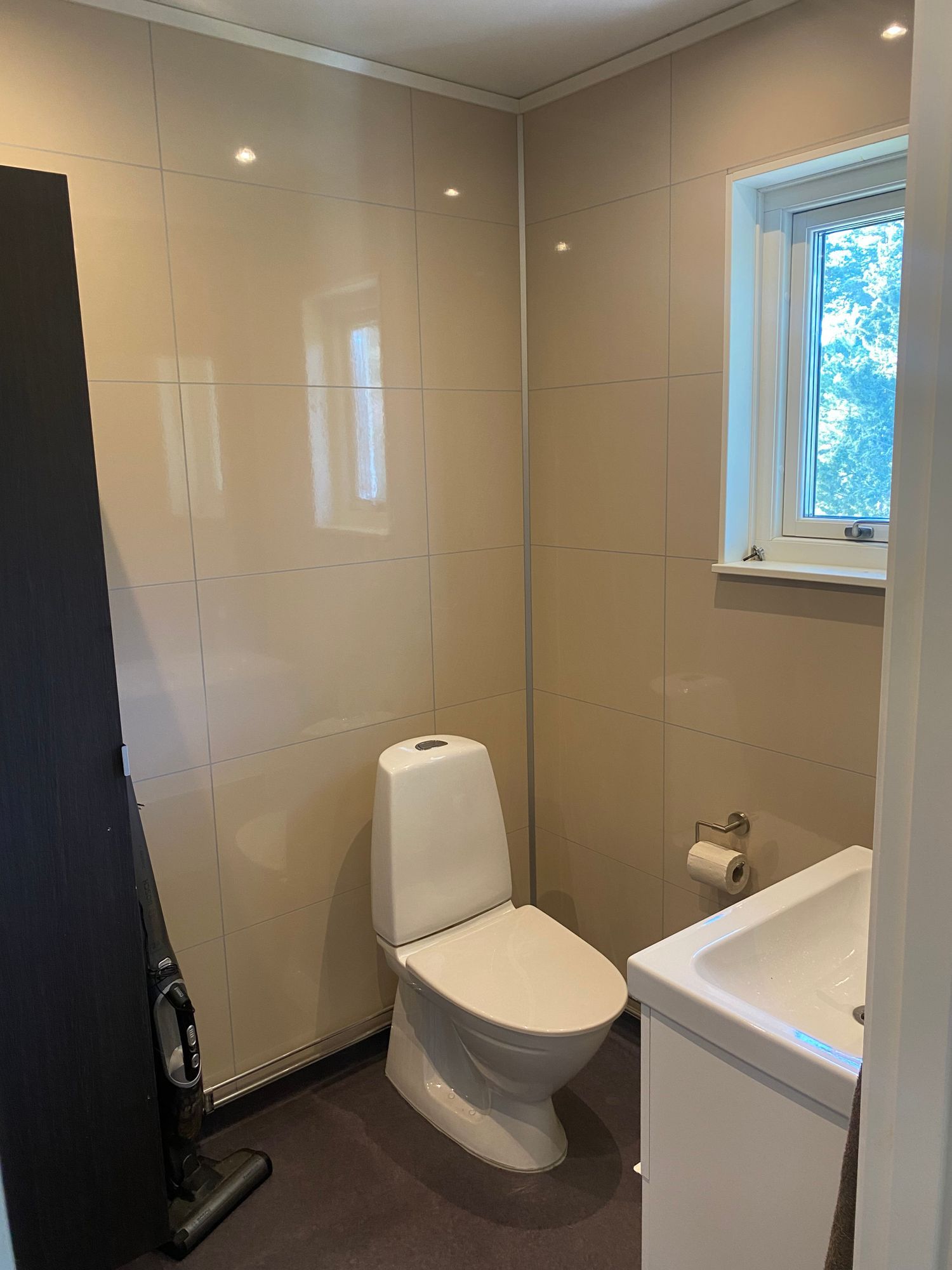 Stuga i Åminne – bild 6 av 7