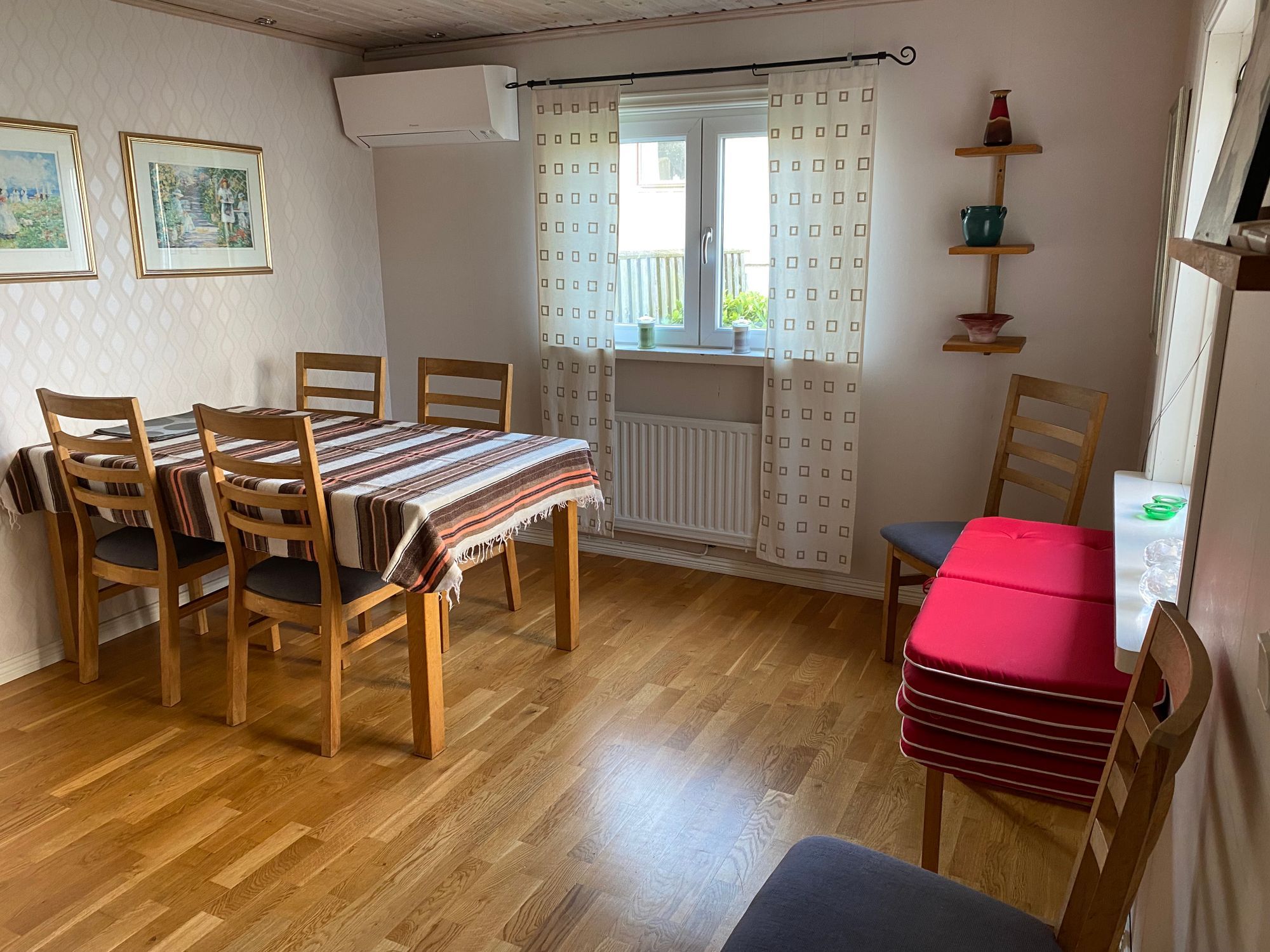 Strandnära stuga i Skummeslövsstrand – bild 9 av 24
