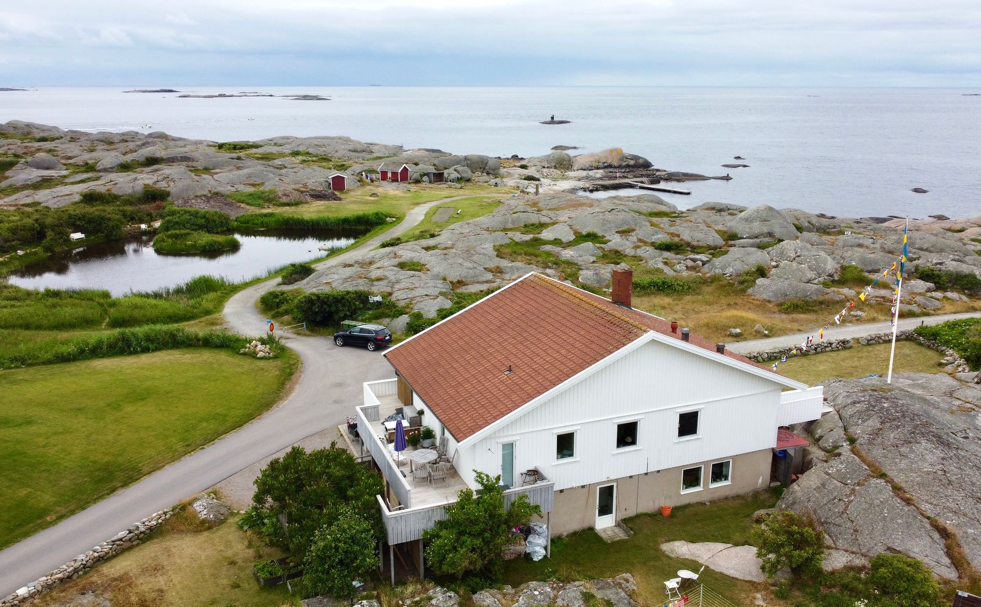 Strandnära lägenhet uthyres Hönö Hästen.