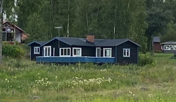 Stuga med fantastiskt läge vid havet i Stocka
