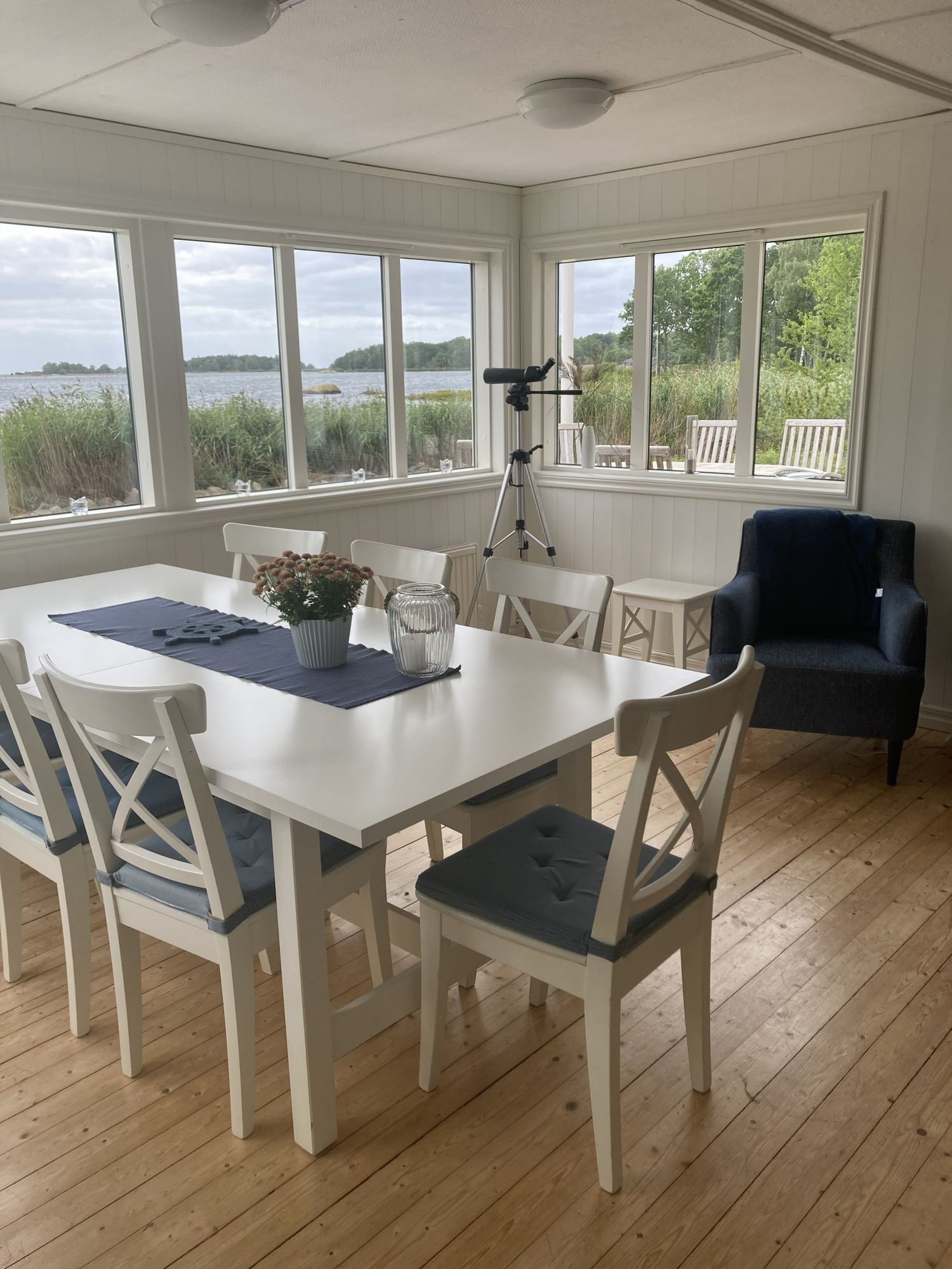 Hus med havstomt, egen badbrygga & panoramautsikt – bild 22 av 23