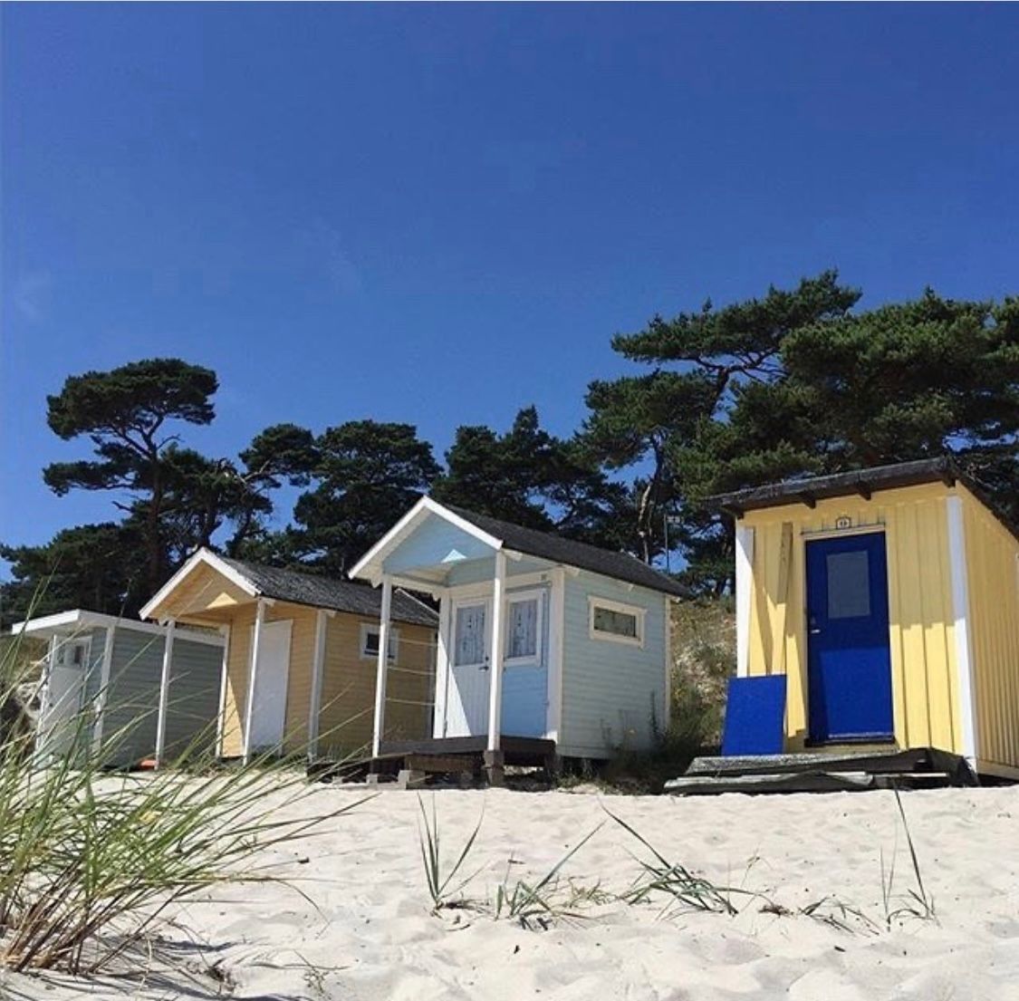 Stuga på Äspet med närhet till sandstrand – bild 2 av 19
