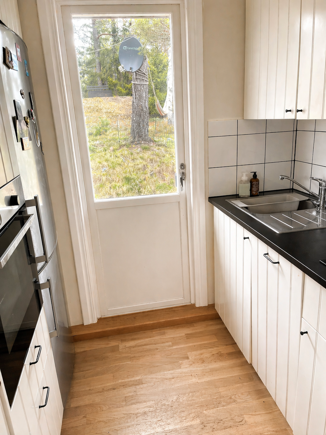 Sommarhus nära barnvänlig strand i Roslagen – bild 7 av 11