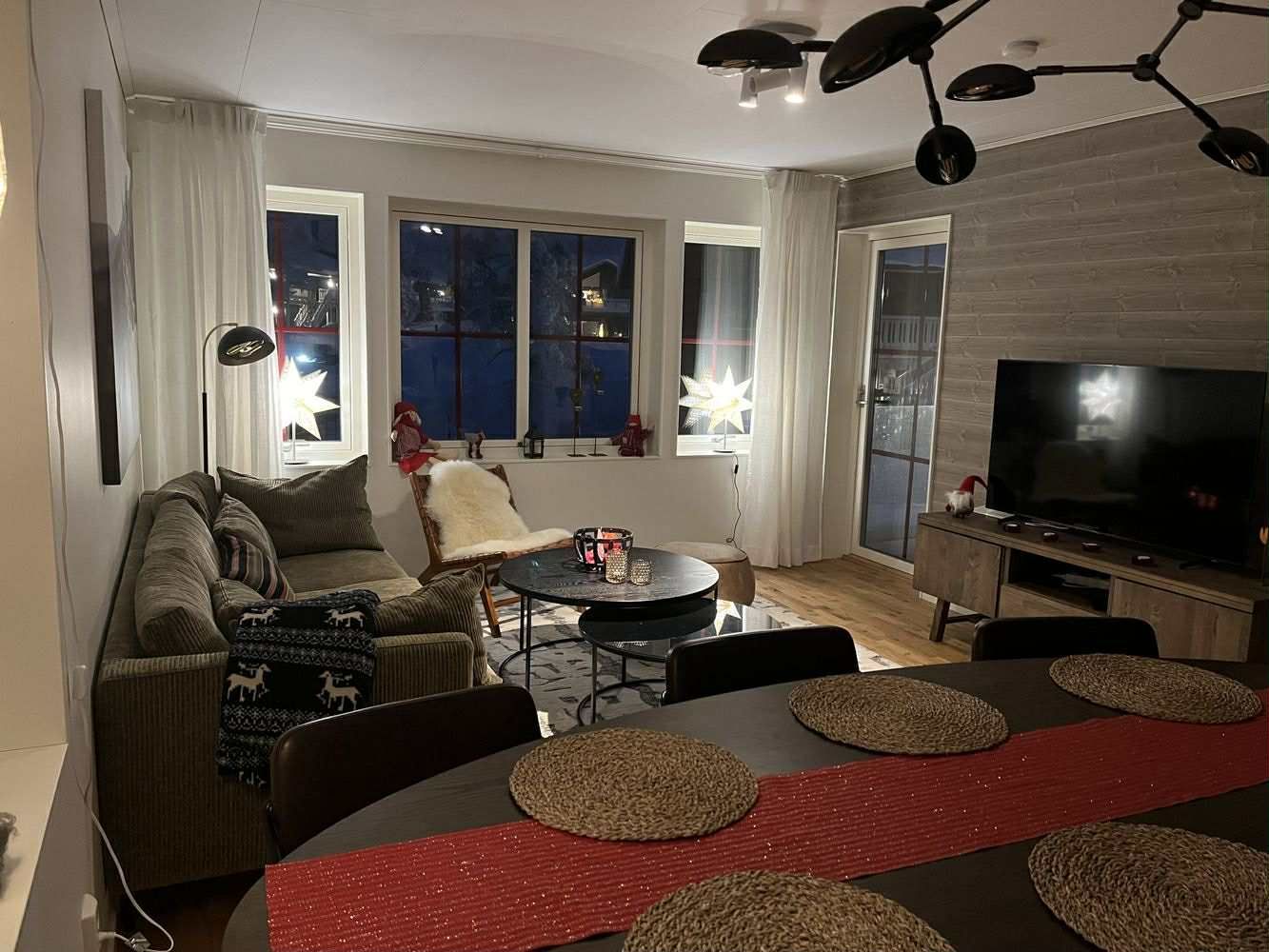 Välkommen till Storhogna Torg – bild 6 av 24