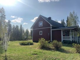 Njut av svenska Lappland med privat bastu