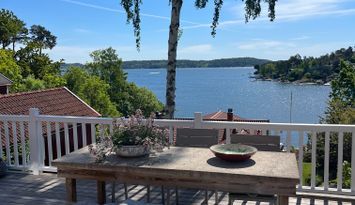 Villa med sjöutsikt i Saltsjöbaden, Skärgården