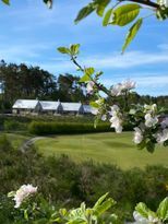 Andelshus med fantastisk vy över Djupadal golfbana