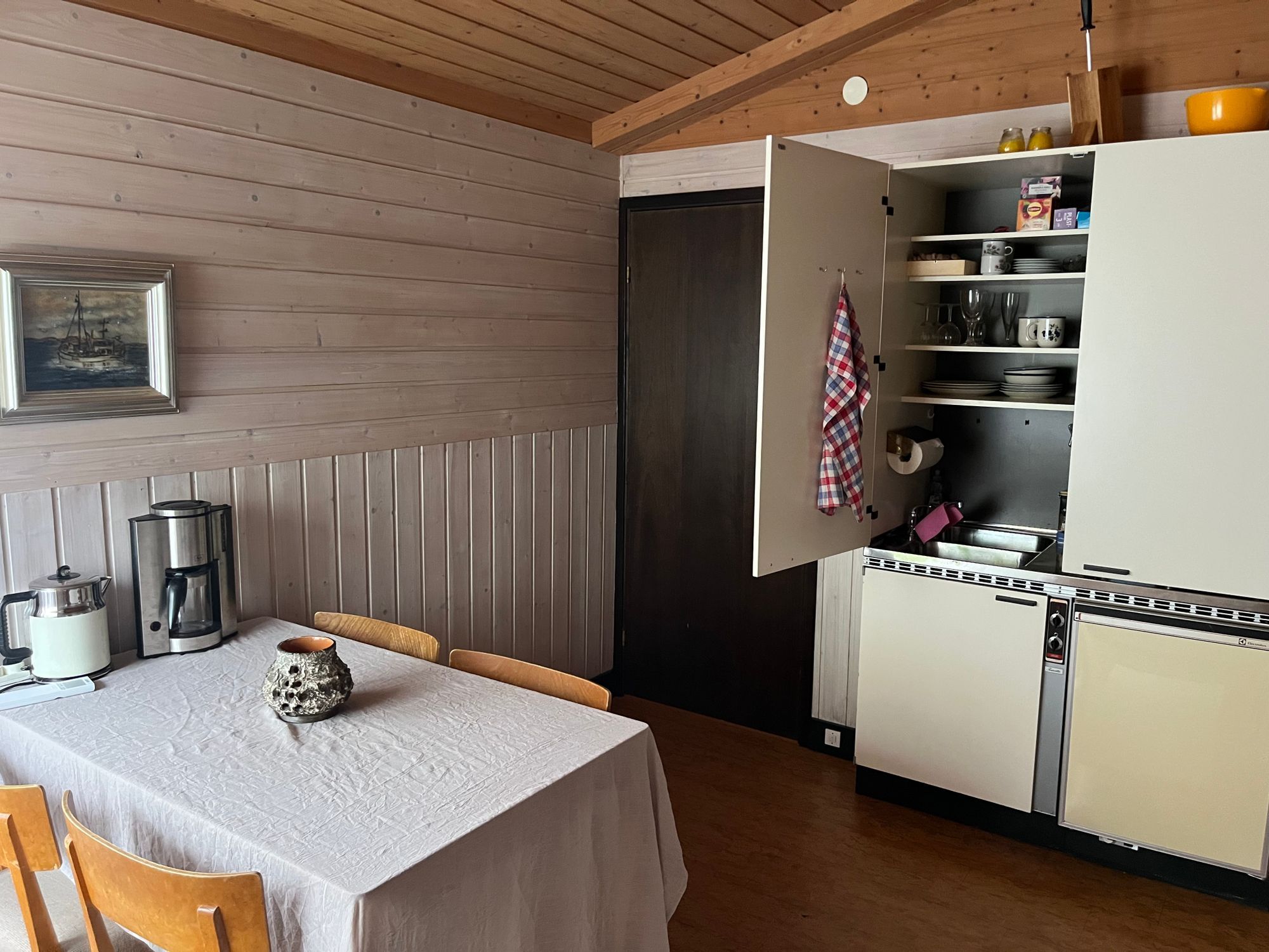 Lägenhet i villa med egen inngång Smögen – bild 2 av 4