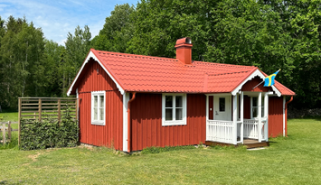 Hyr stuga i idylliska Kuggeboda 1 km från havet