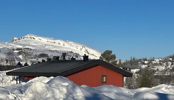 Mysig stuga precis bredvid skidliften