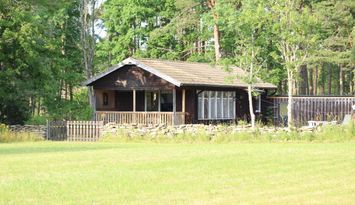Stuga mellan Löttorp och Böda uthyres