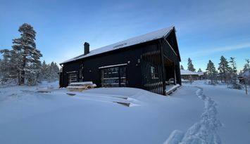 Modernt fjällhus med fantastisk utsikt