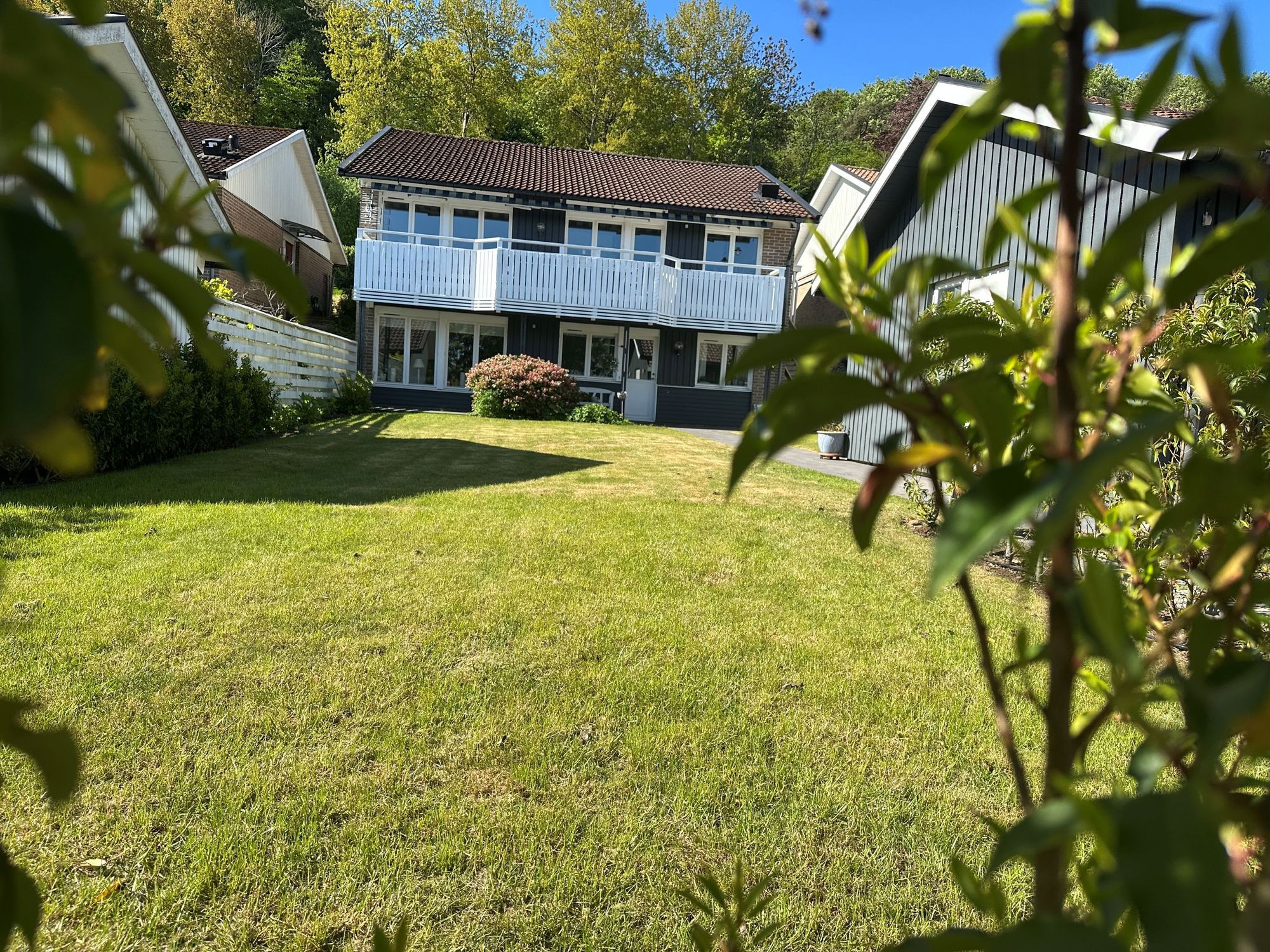 Härligt hus i Båstad nära havet och fin natur. – bild 3 av 14