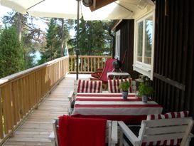 Mysig stuga i Skärgården med egen badbrygga