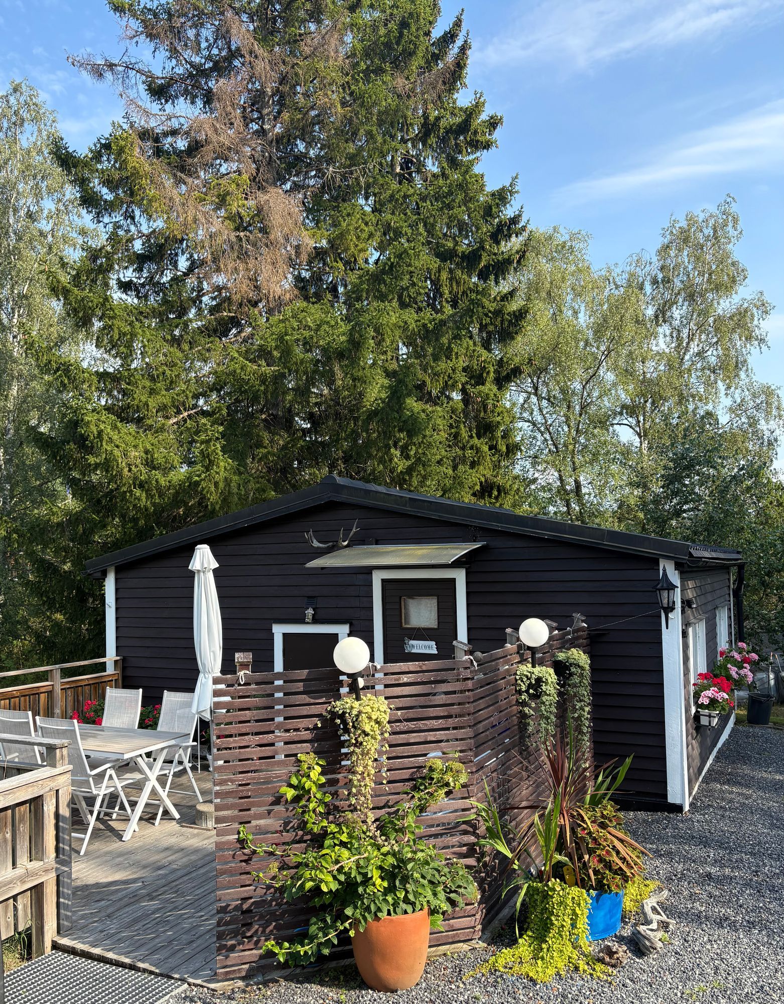 STUGA på RESARÖ,Vaxholm. NÄRA HAVET – bild 2 av 23