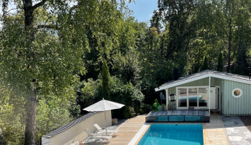 Hus i Stockholm / Saltsjöbaden med pool