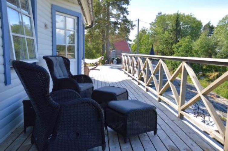 Lagnöström Ingarö. Havsutsikt, lantlig miljö – bild 11 av 24