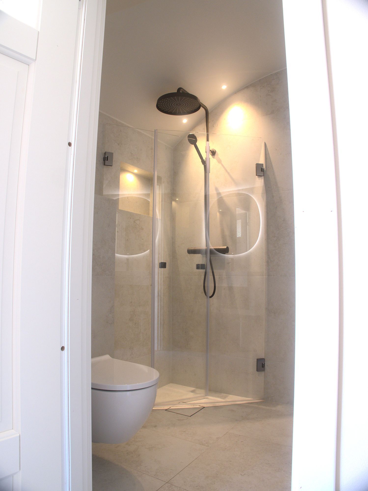 Privat spa-oas med pool & dome vid västkusten – bild 24 av 24