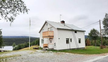 Centralt placerad nyrenoverad lägenhet