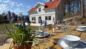 Evenröd Sjöhus
