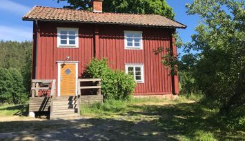 Stenkulla - Charmig stuga på Mårsätters Gård