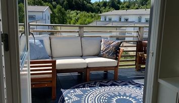 Ljus och fräsch lägenhet nära salta bad