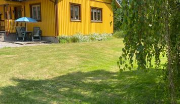 Stuga i Sörmland nära sjö