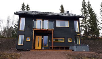 Kläppbacken övre. 12 bädds stugor m jacuzzibad mm