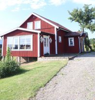 Lantligt hus med nära till naturen
