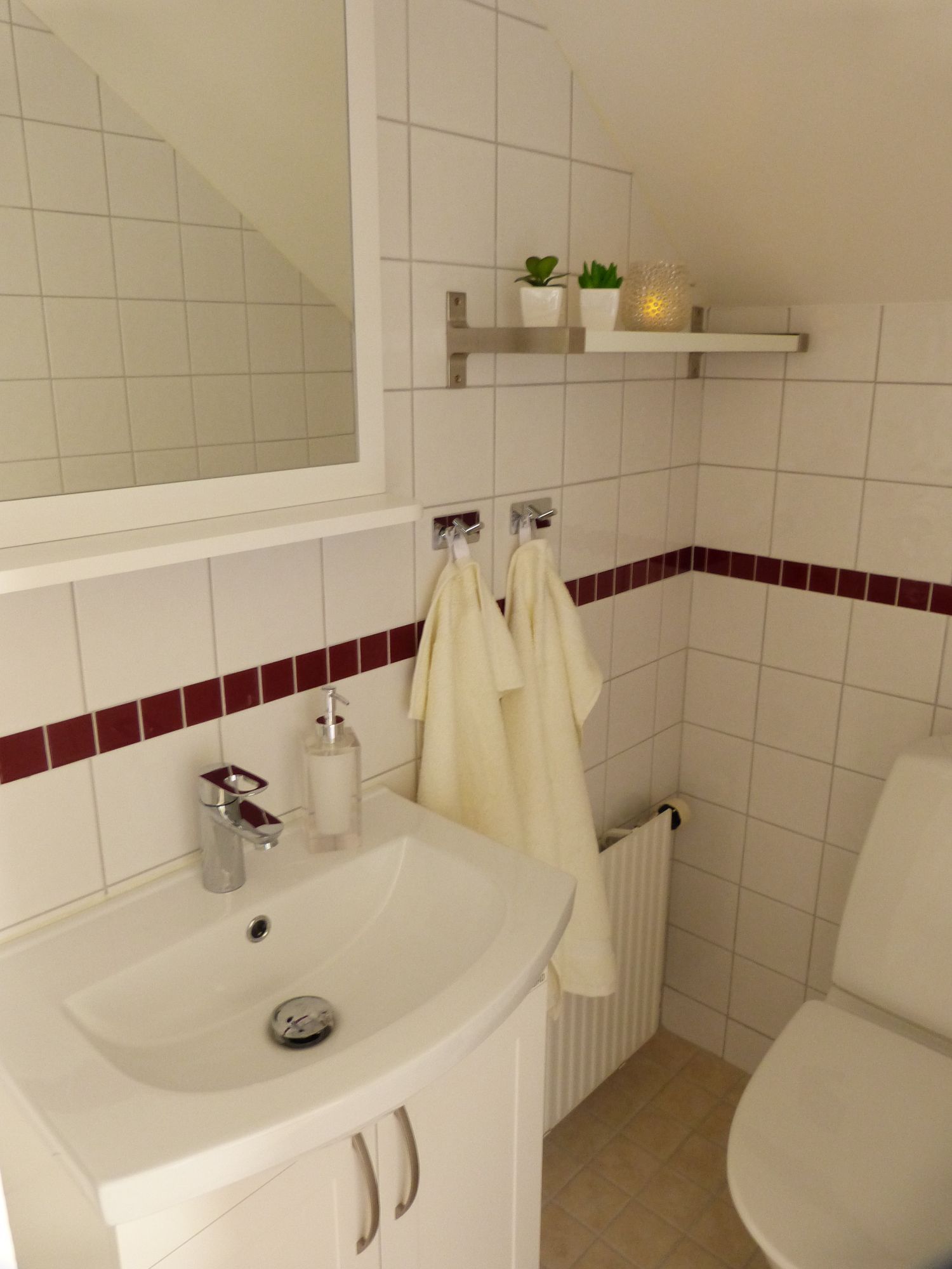 Elegant hus med underbar utsikt – bild 17 av 24