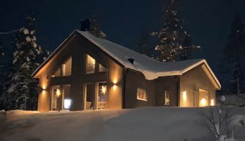 Modern fjällstuga i härliga Lofsdalen