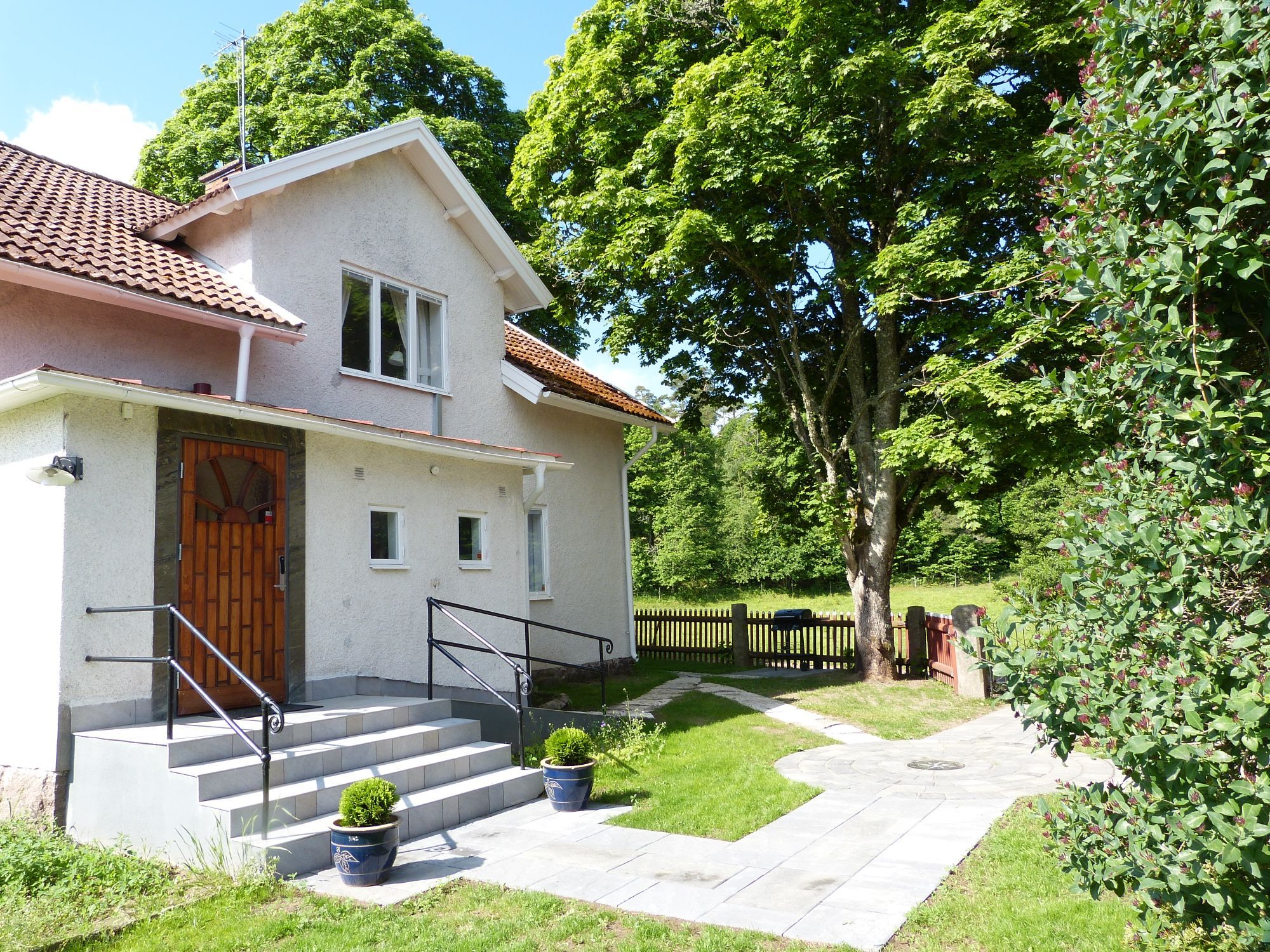 Elegant hus med underbar utsikt – bild 3 av 24