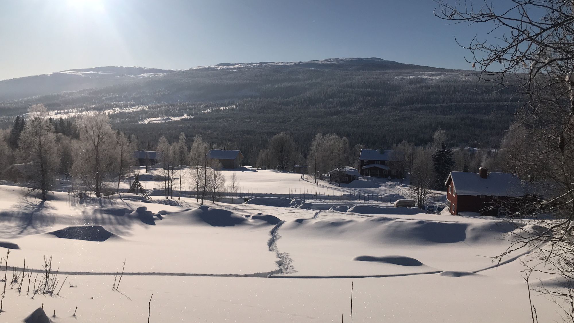 Charmig nyrenoverad stuga med fint läge och utsikt – bild 21 av 21