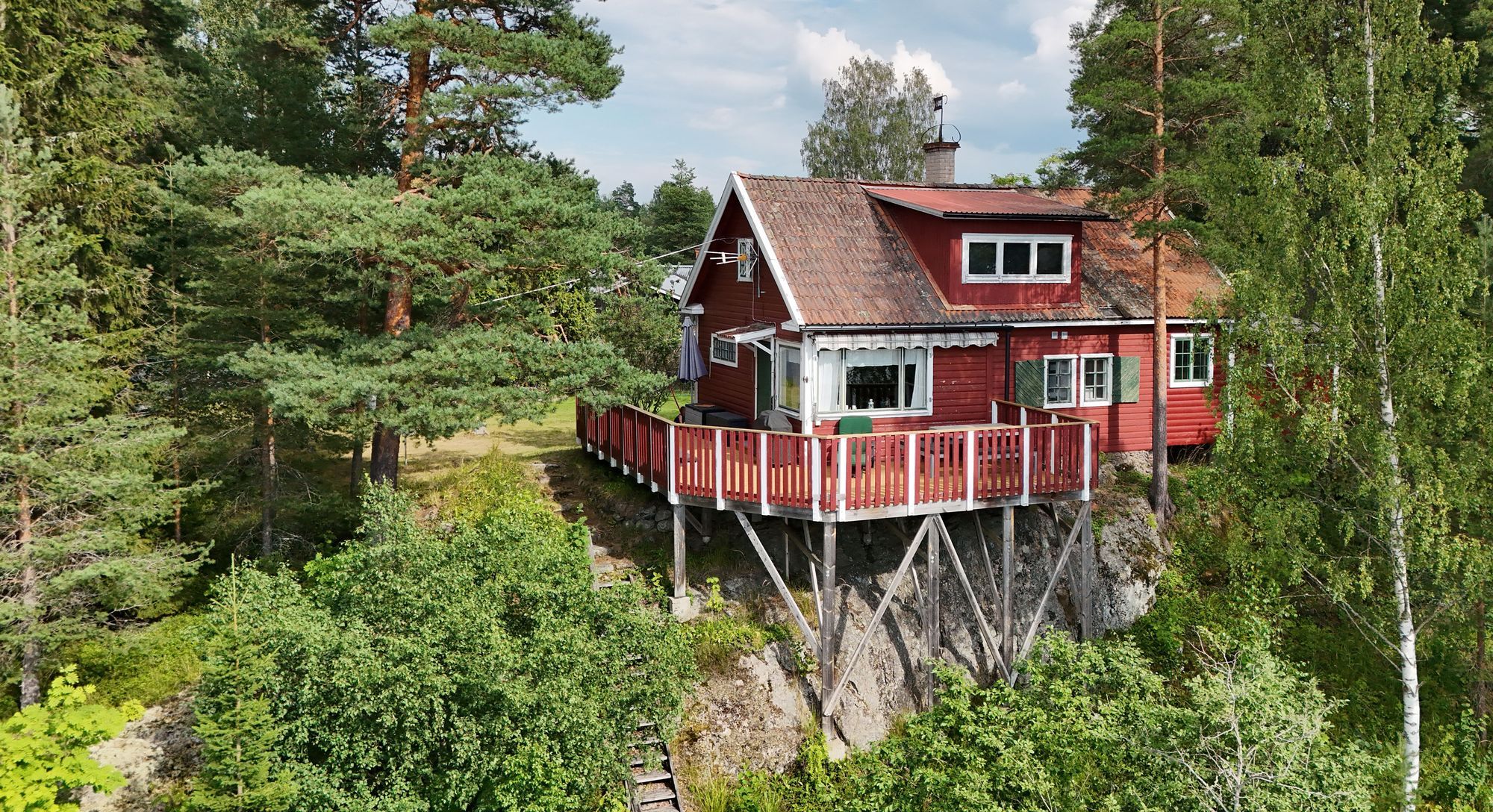 Stuga på sjötomt – bild 24 av 24