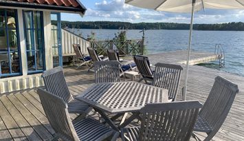 Stockholms skärgård-sjötomt-bastu-40 min.till city